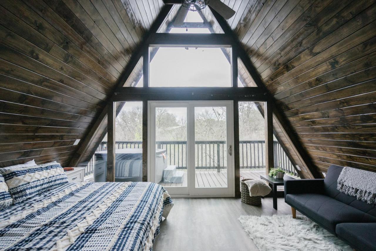 Вилла Dean'S Den: Private Deck W/ Jacuzzi And A View Нью Браунфелс Экстерьер фото